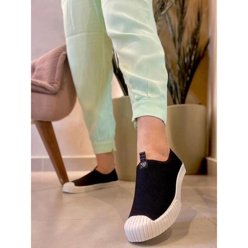 Tênis Meia Feminino Casual Liso Flex – Conforto, Estilo e Praticidade no Seu Dia a Dia